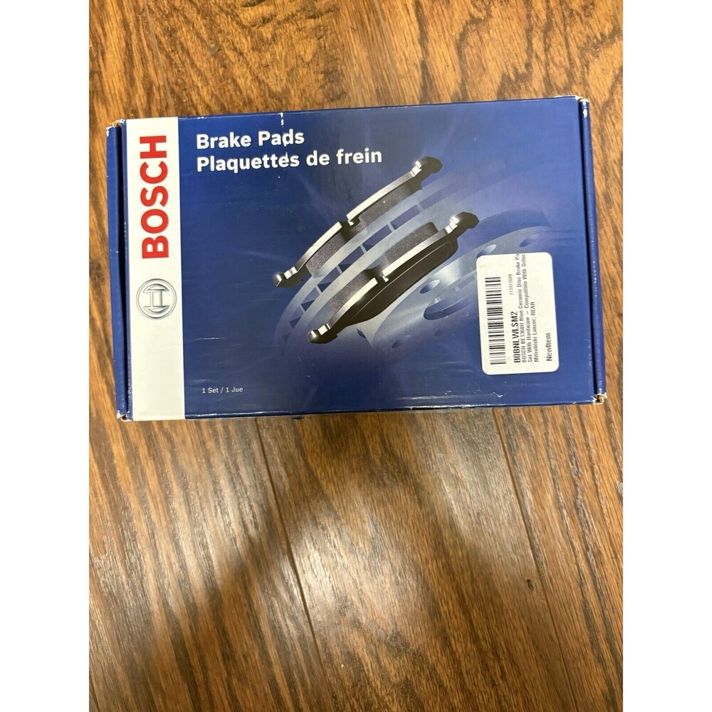 Disc Brake Pad Set Bosch BE1368H W/ Hardware fits 2018 Mitsubishi Lancer